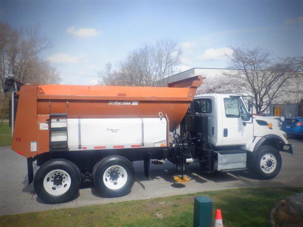 2016 International WorkStar 7500 Tandem Axle Dump Truck with Air Brakes Diesel image 6