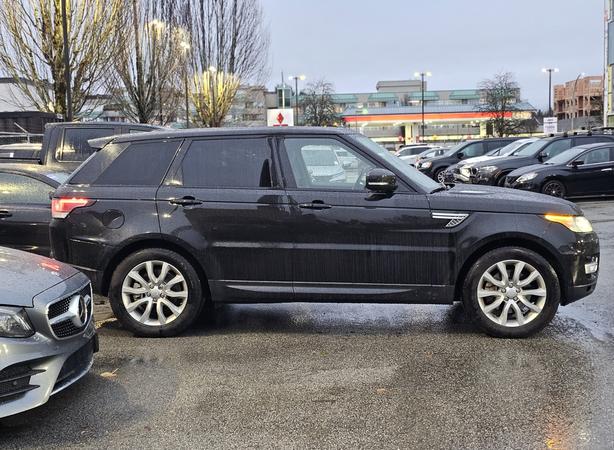 2016 Land Rover Range Rover Sport 4WD 4dr V6 HSE image 4