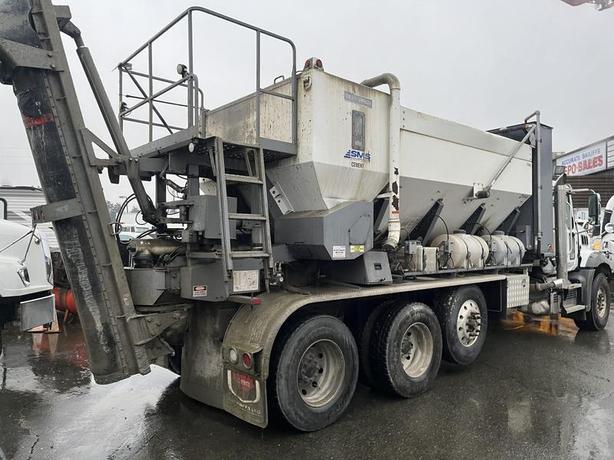 2023 Mack Granite C60 Cement Tech Cement Mixture Truck Diesel Air Brakes image 5