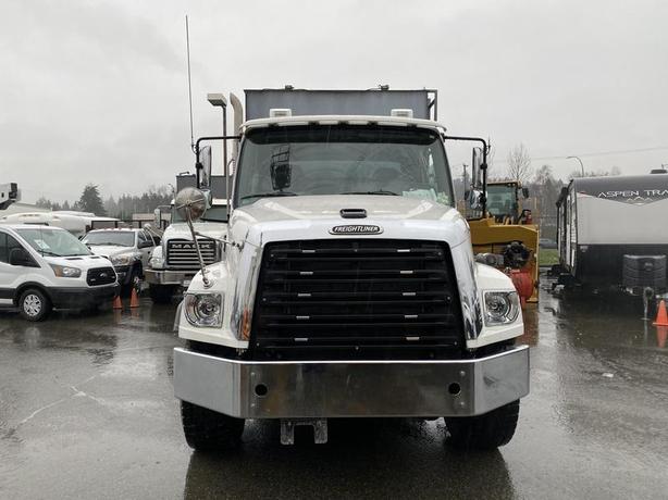 2020 Freightliner 114SD C60 Cement Tech Cement Mixture Air Brakes Cummins Engine image 7