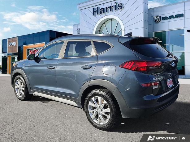 2021 Hyundai Tucson Preferred AWD | Heated Seats! image 4