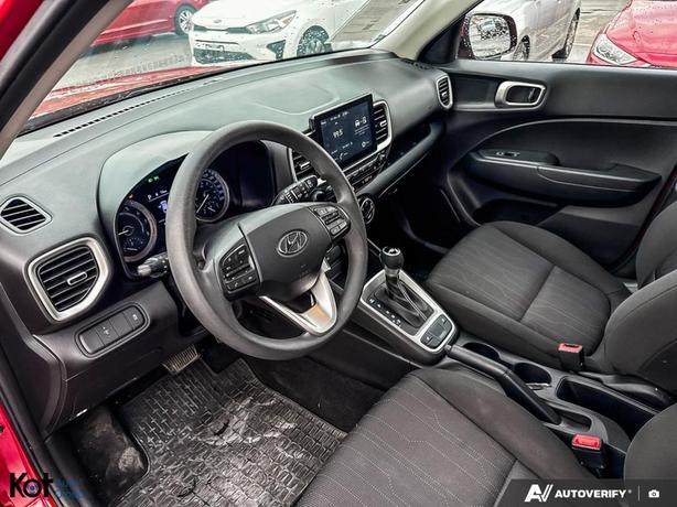 2022 Hyundai Venue Essential ! NO ACCIDENTS! ONE OWNER! LOW KMS! KEYLESS ENTRY!  image 6