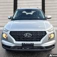 2025 Hyundai Venue Preferred ! LIKE NEW! LOTS OF SAFETY! VERY LOW KMS! NO ACCIDE thumbnail image 2