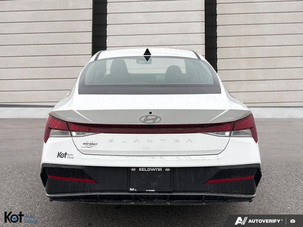2025 Hyundai Elantra Essential image 5