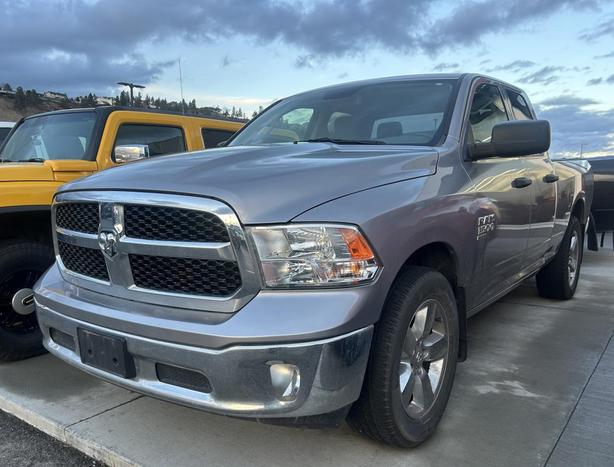 2020 RAM 1500 Classic ST AUTO, KEYLESS ENTRY, POWER WINDOWS, TOW PACKAGE, BLUETO image 1