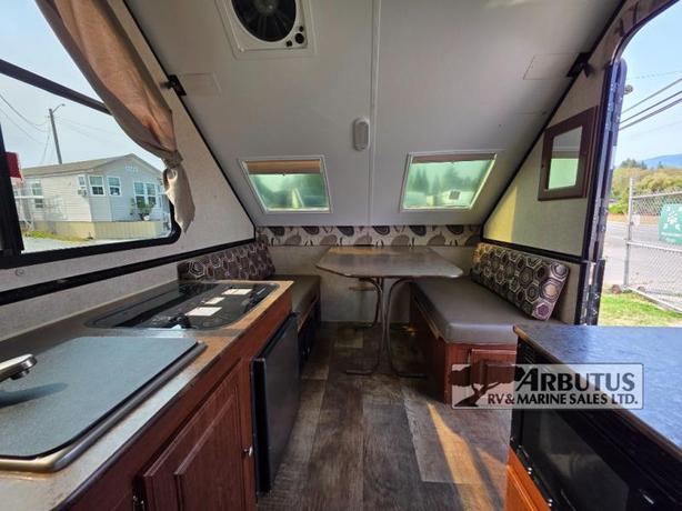 Used 2016 Forest River RV Rockwood Hard Side Series A122S image 6