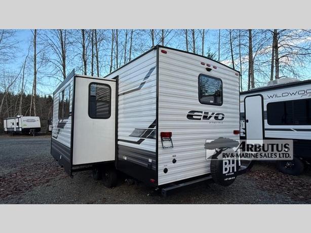 Used 2023 Forest River RV EVO T2230RB image 3