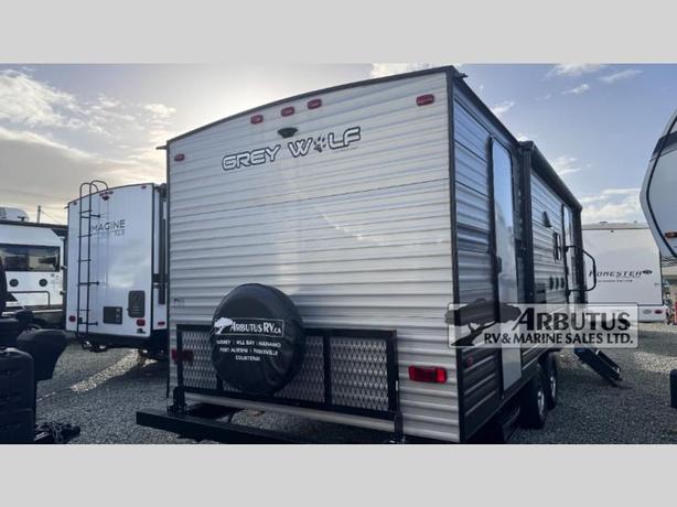 Used 2020 Forest River RV Cherokee Grey Wolf 23DBH image 5