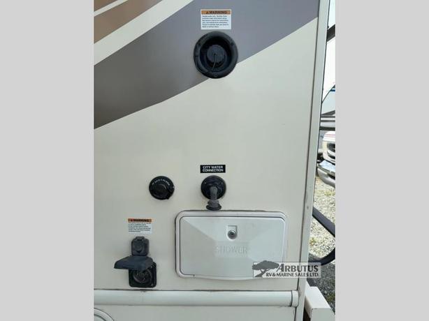 Used 2019 Thor Motor Coach Axis 25.6 image 7