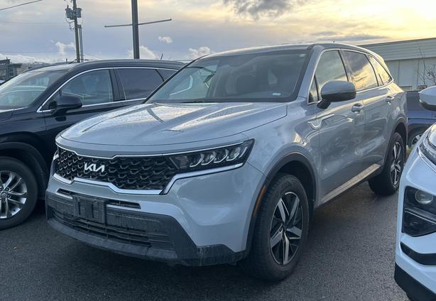 2023 Kia Sorento LX AUTO, KEYLESS ENTRY, BACK UP CAMERA, BLUETOOTH, AWD, WHEEL C image 1