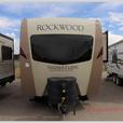 Used 2017 Forest River RV Rockwood Signature Ultra Lite 8327SS thumbnail image 2