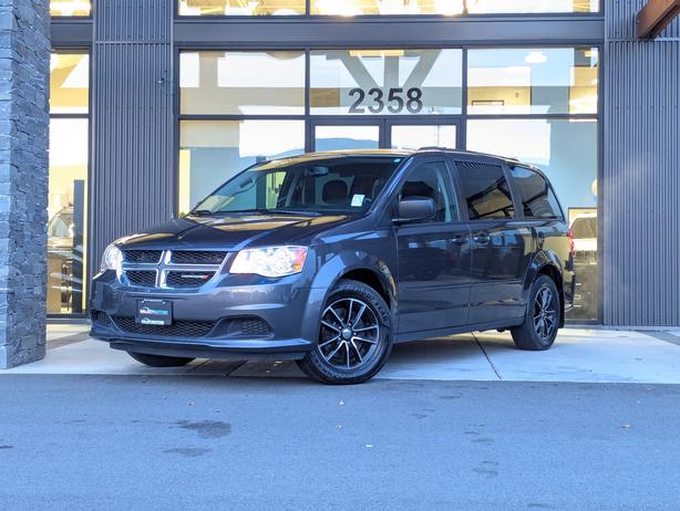 2017 Dodge Grand Caravan SXT - 7 Passenger, SXM Satellite Radio image 1
