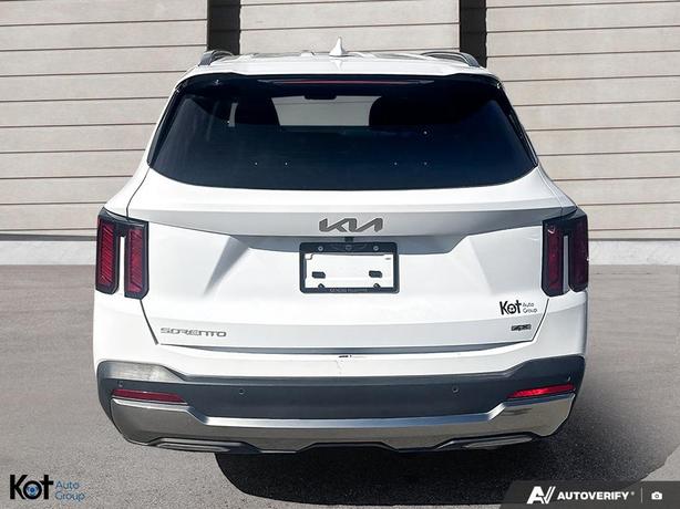 2024 Kia Sorento EX ! LANE KEEP ASSIST! BLINDSPOT! REAR CROSS TRAFFIC! WIRELESS  image 5