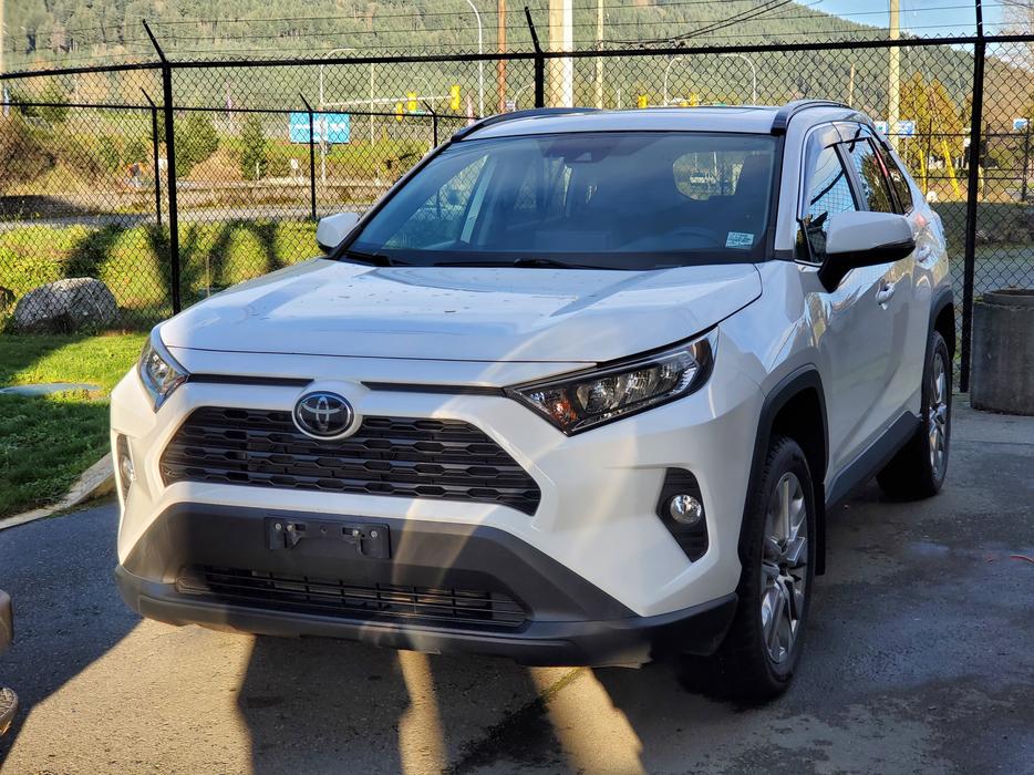 2019 Toyota RAV4 XLE AWD display photo