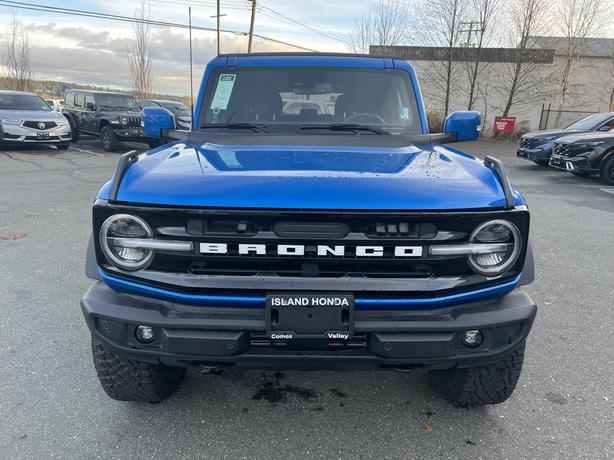 2023 Ford Bronco Outer Banks image 2