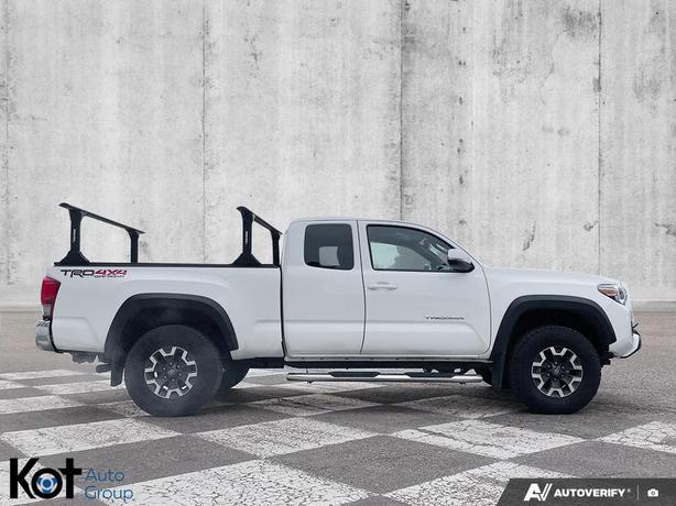 2017 Toyota Tacoma TRD Off Road | 4WD | 3.5L V6 | Entune Premium Audio | Remote  image 4