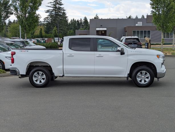 2025 Chevrolet Silverado 1500 LT - 5.3L V8, CrewCab, Short Box, 4x4 image 5