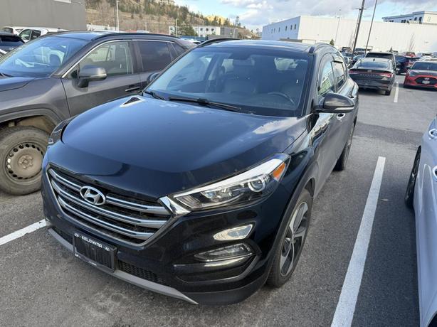 2018 Hyundai Tucson SE ONE OWNER! LOW KMS! LEATHER! SUNROOF! HEATED SEATS / STEE image 2
