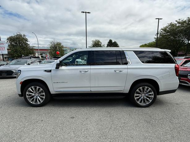 2023 GMC Yukon XL Denali - Diesel, Ventilated Seats, Manager Demo image 8