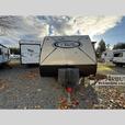 Used 2017 Forest River RV Vibe 21FBS thumbnail image 8