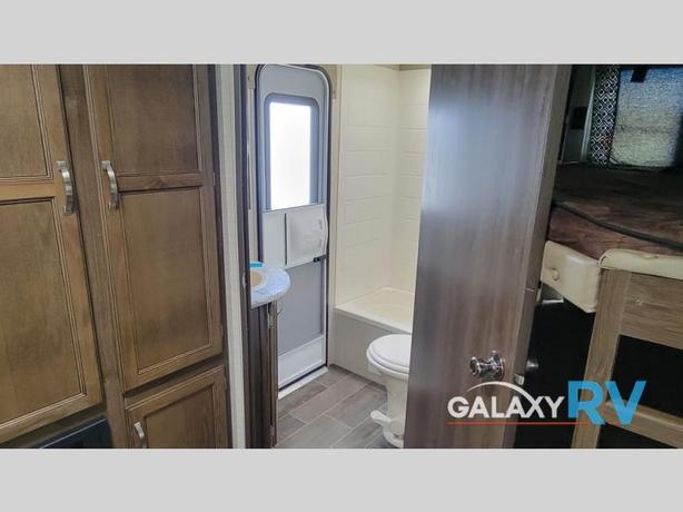 Used 2018 Keystone RV Bullet 272BHSWE image 7