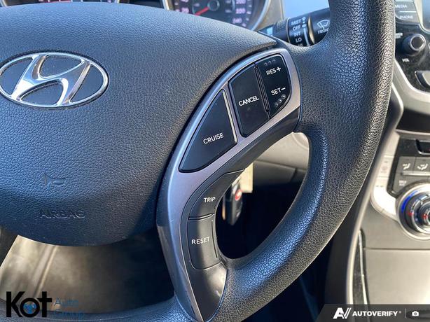 2013 Hyundai Elantra GL BLUETOOTH! CRUISE CONTROL! HEATED SEATS! image 8