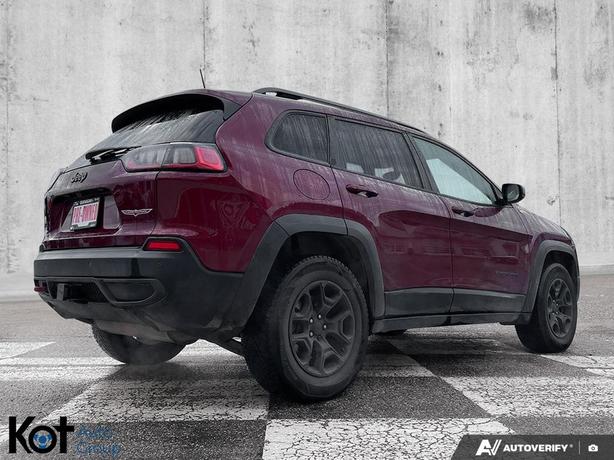 2019 Jeep Cherokee Trailhawk | Loaded! | Cold Weather Package | SafetyTec Packag image 5