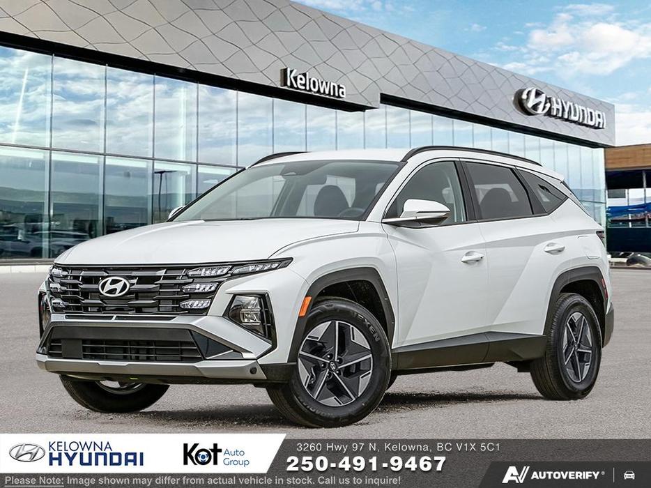 2025 Hyundai Tucson Preferred Trend demo display photo