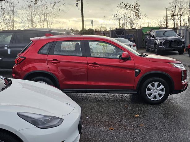 2021 Mitsubishi RVR ES AWC - One Owner, Heated Seats, BlueTooth image 4