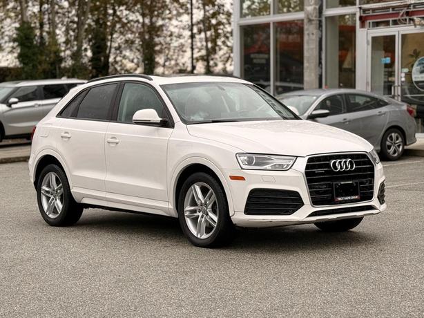 2018 Audi Q3 Komfort - Sunroof, Parking Sensors, Heated Seats image 4
