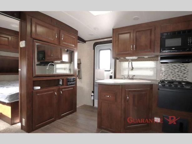 Used 2014 Keystone RV Laredo Super Lite 255RB image 8