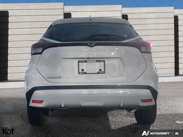 2024 Nissan Kicks S image 5