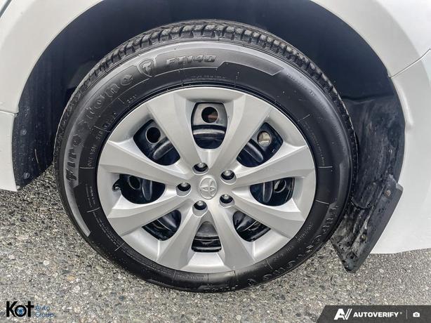 2023 Toyota Corolla L image 6