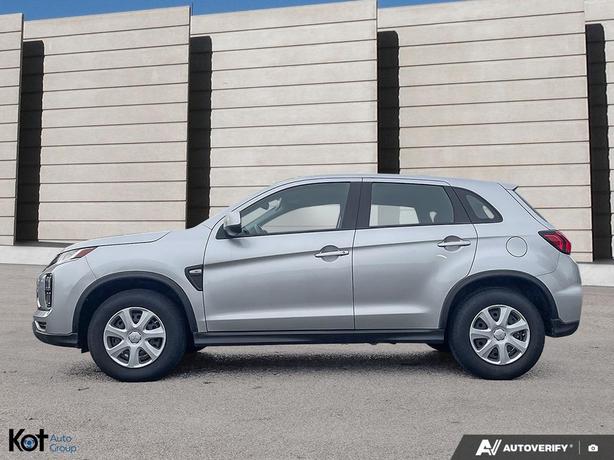 2024 Mitsubishi RVR ES image 3