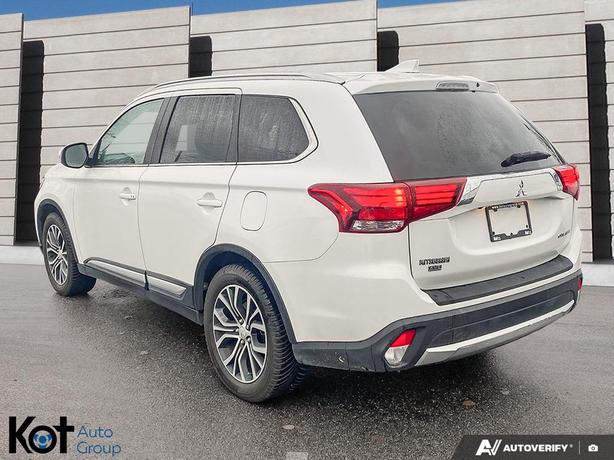 2017 Mitsubishi Outlander ES BACKUP CAMERA! BLUETOOTH! image 4