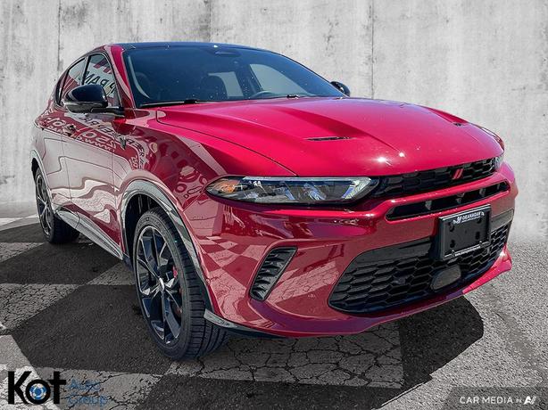 2024 Dodge Hornet R/T Plus | DEMO CLEAROUT | SAVE OVER $13,000! | FREE WINTER TI image 3