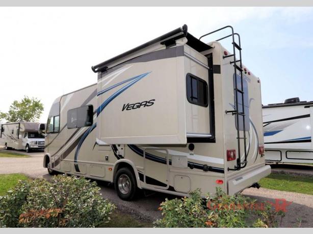 Used 2017 Thor Motor Coach Vegas 25.3 image 4