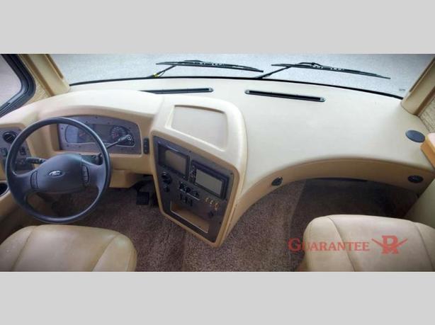 Used 2017 Newmar Canyon Star 3914 image 7