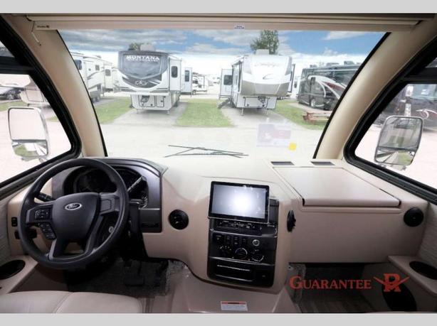 Used 2022 Thor Motor Coach Axis 24.4 image 7