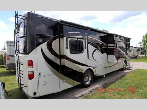Used 2009 Tiffin Motorhomes Allegro Bus 36QSP image 4