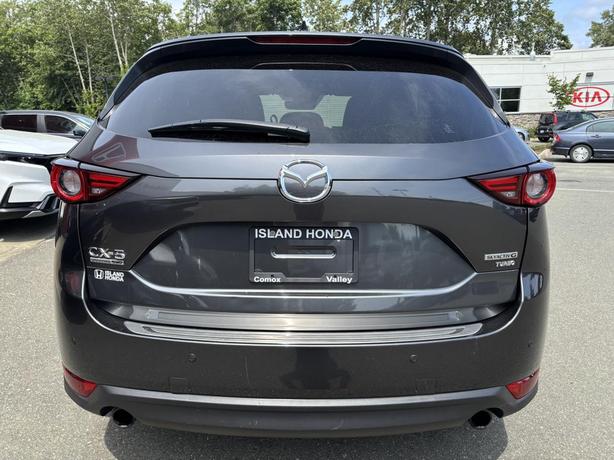 2021 Mazda CX-5 Signature image 6
