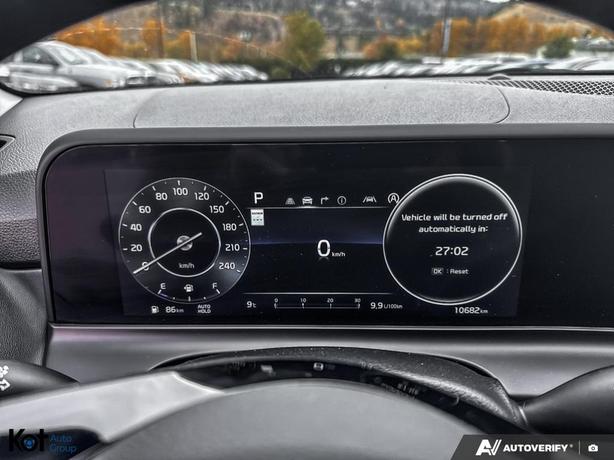 2025 Kia Seltos LX ONE OWNER! NO ACCIDENT! BACKUP CAMERA! HEATED SEATS! image 8