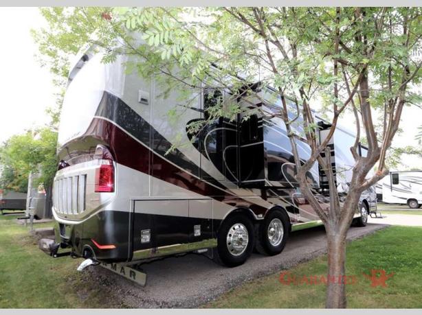 Used 2019 Newmar Dutch Star 4018 image 6
