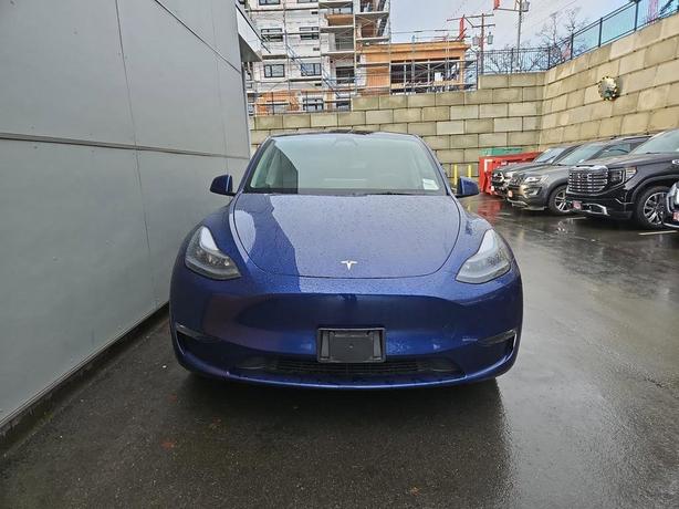 2025 Tesla Model Y Long Range AWD *Ltd Avail* | One Owner | No Reported Accident image 2