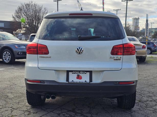 2017 Volkswagen Tiguan 4MOTION 4dr Wolfsburg Edition image 2