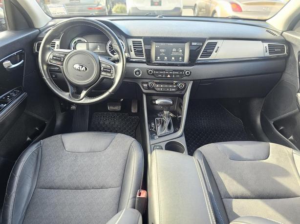 2017 Kia Niro FWD 4dr EX Premium image 6