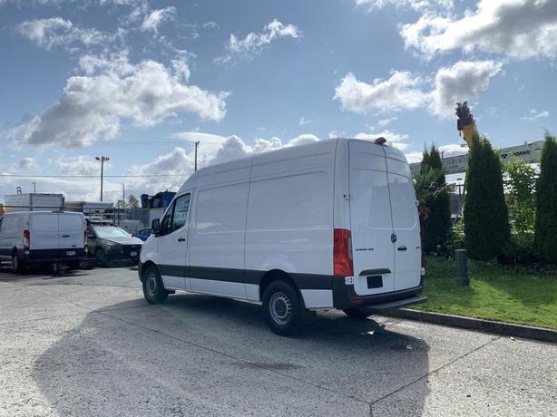 2021 Mercedes-Benz Sprinter 2500 High Roof Cargo Van 144 Inch Wheelbase Diesel image 6