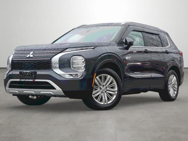 2025 Mitsubishi Outlander PHEV image 1