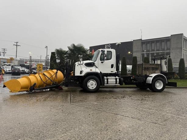 2016 Freightliner 108SD Viking Snow Plow Truck with 11-Foot Plow and Wing image 6