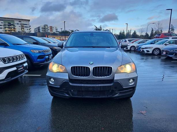 2010 BMW X5 30i AWD | Heated Seats! image 2
